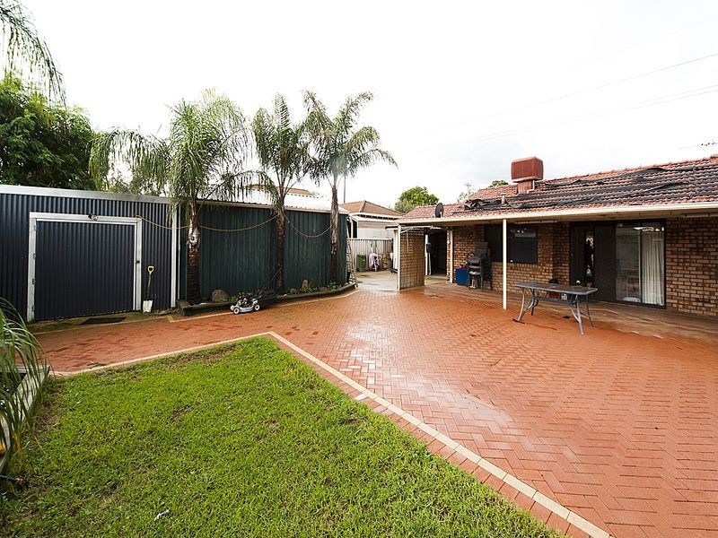 14 Carnac Court, Gosnells WA 6110