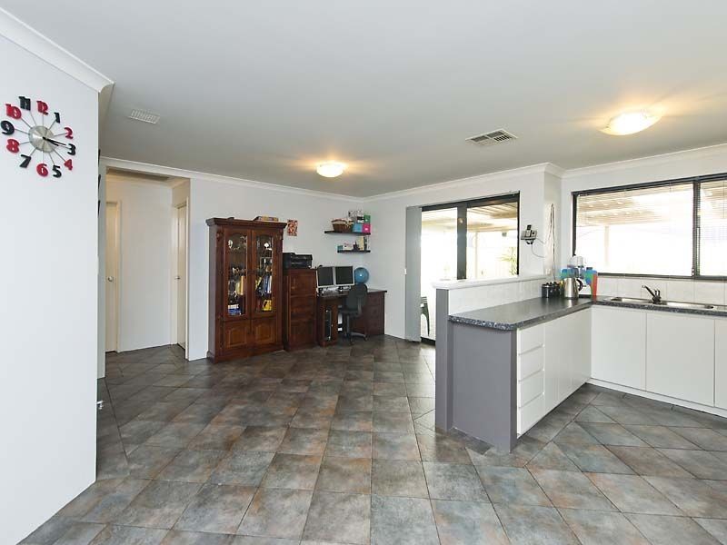 107 Chamberlain Street, Gosnells WA 6110