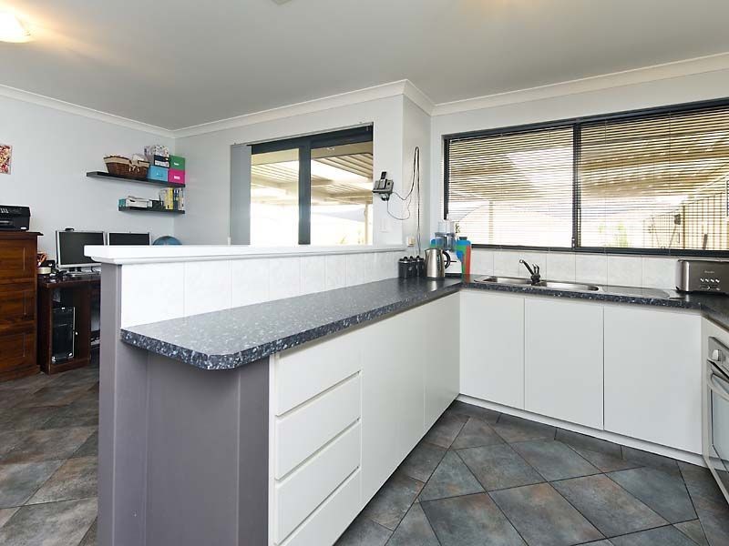 107 Chamberlain Street, Gosnells WA 6110