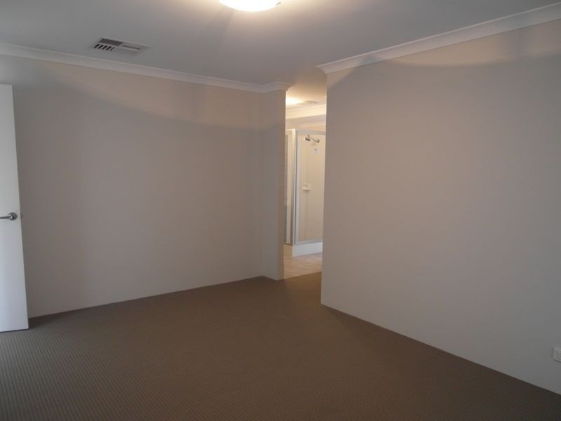 23 Casitas Street, Champion Lakes WA 6111