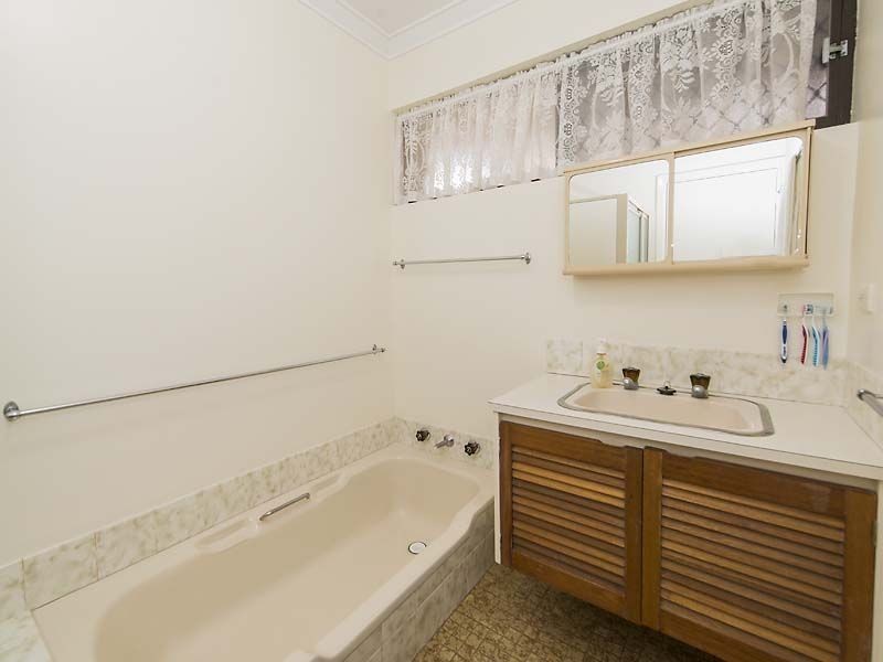 99 Blanche Street, Gosnells WA 6110