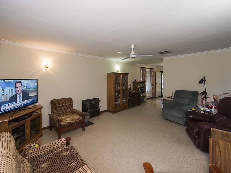 99 Blanche Street, Gosnells WA 6110