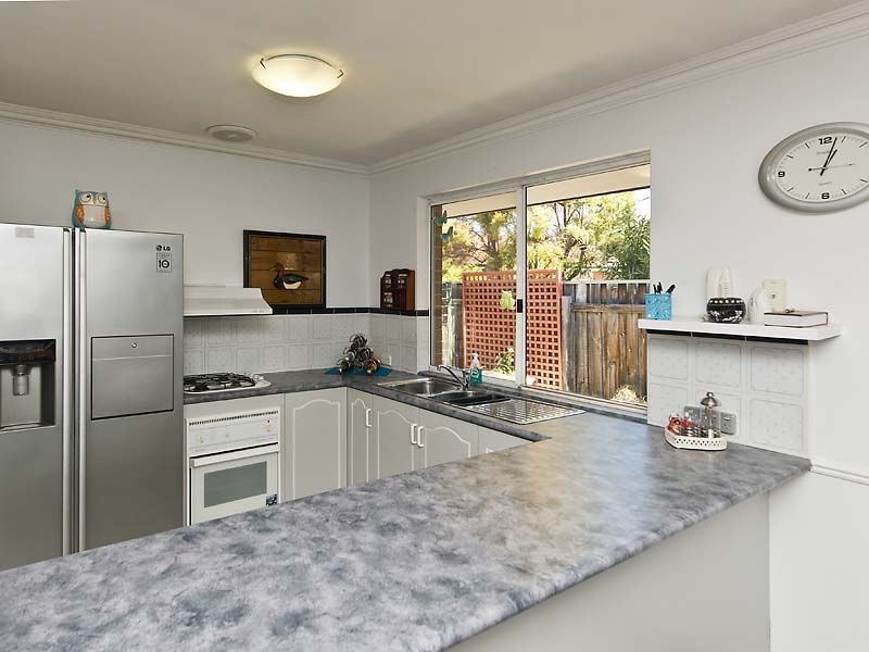 8/2 Glennis Close, Gosnells WA 6110