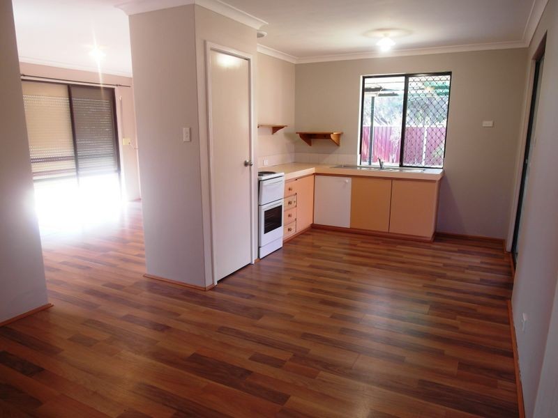 5 Dwyer Crescent, Gosnells WA 6110