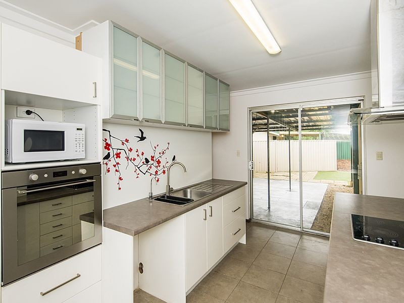 36 Holling Street, Maddington WA 6109