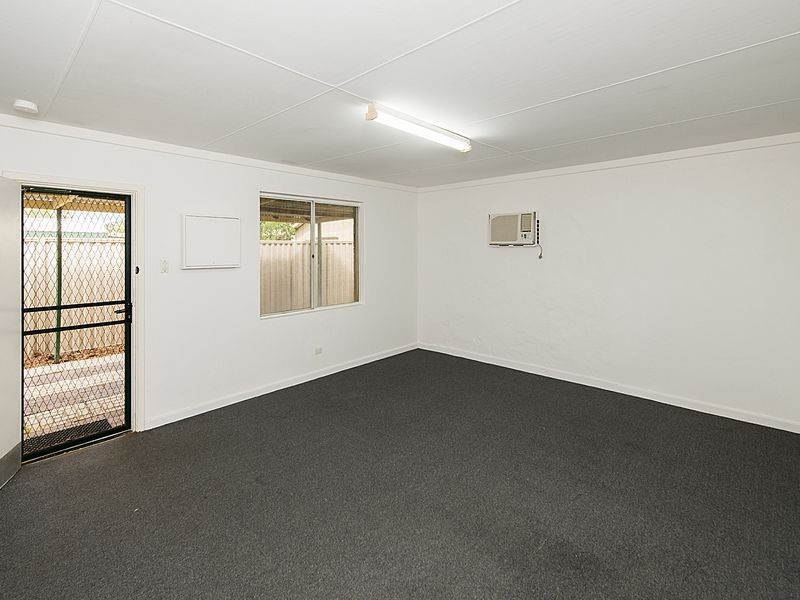 36 Holling Street, Maddington WA 6109