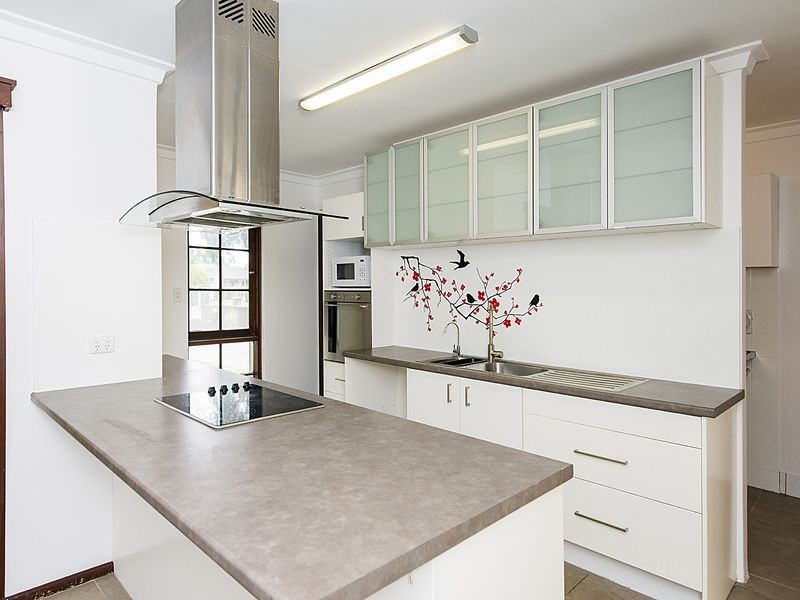 36 Holling Street, Maddington WA 6109