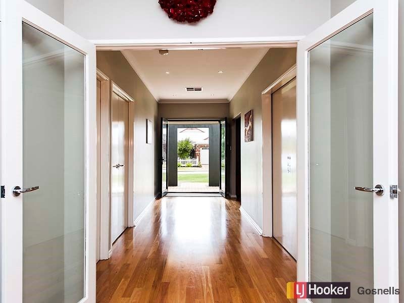 12 Banda Blvd, Canning Vale WA 6155