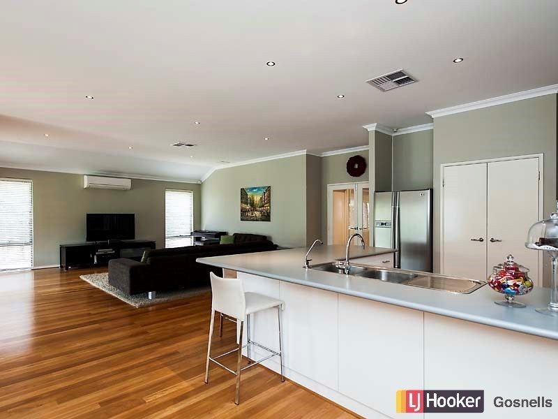 12 Banda Blvd, Canning Vale WA 6155