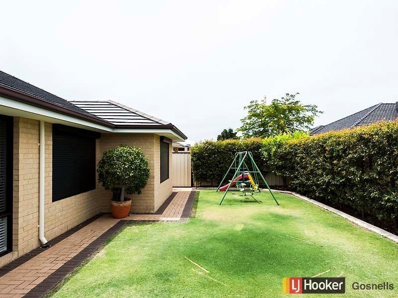 12 Banda Blvd, Canning Vale WA 6155