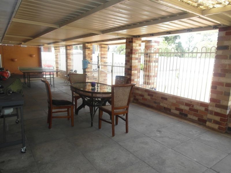 73 Doorigo Road, Armadale WA 6112