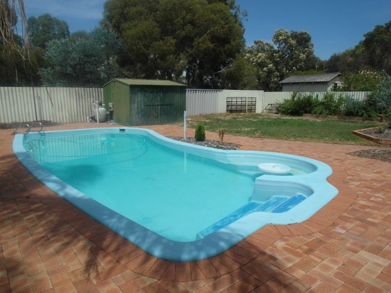 73 Doorigo Road, Armadale WA 6112