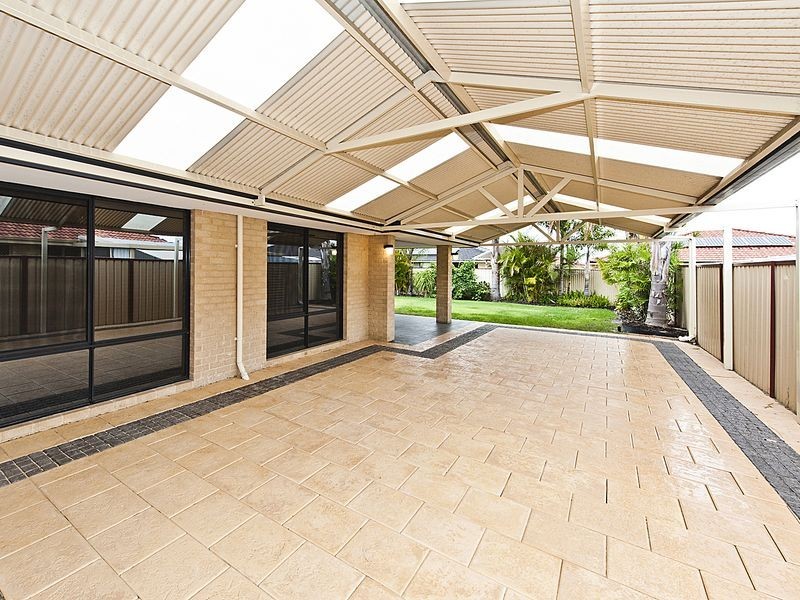 9 Eradu Court, Southern River WA 6110