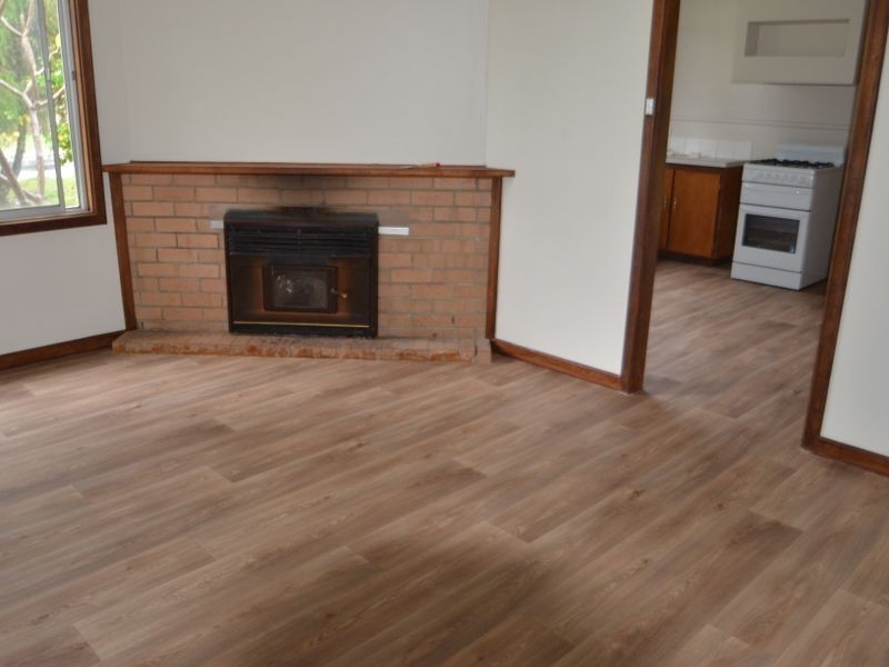 6 Fourth Street, Harvey WA 6220