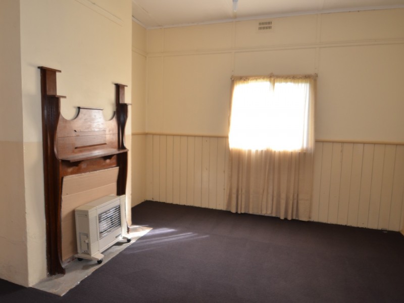 17 Third, Harvey WA 6220