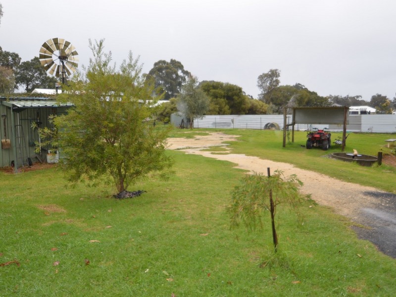 132 Wilson Road, Cookernup WA 6220