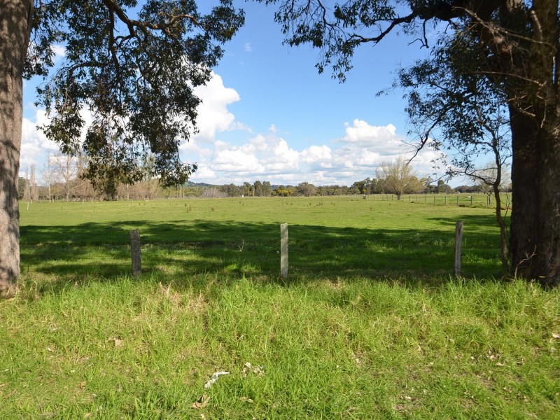 Lot 104 Herbert Road, Harvey WA 6220