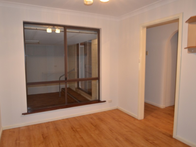 7 Young Street, Harvey WA 6220