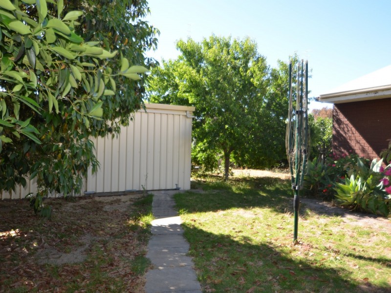 7 Young Street, Harvey WA 6220