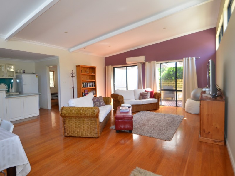 43 Myalup Beach Road, Myalup WA 6220