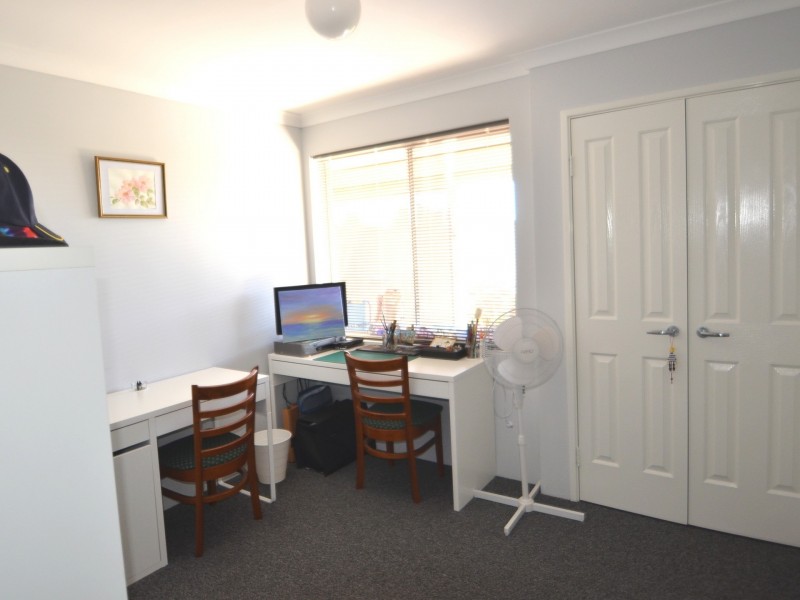 Unit 4/16 Jacobs Drive, Harvey WA 6220
