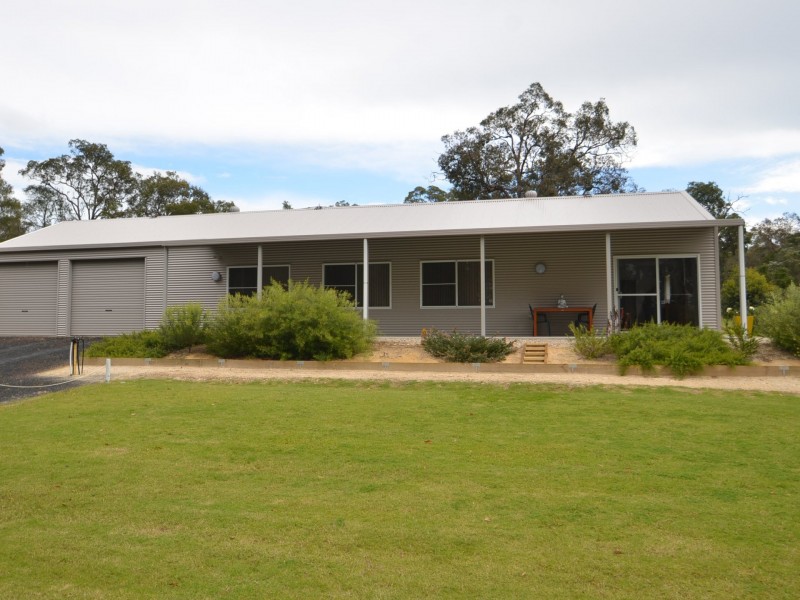 203 Thornton Drive, Uduc WA 6220