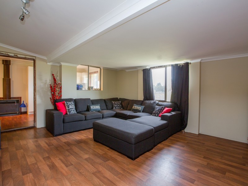 59 Fifth Street, Harvey WA 6220