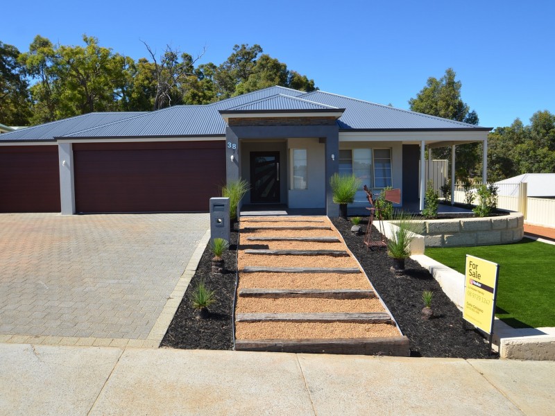 38 Butcherbird Road, Harvey WA 6220