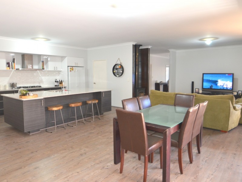 38 Butcherbird Road, Harvey WA 6220