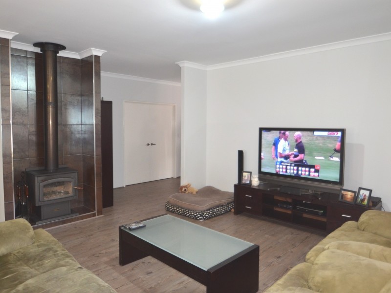 38 Butcherbird Road, Harvey WA 6220