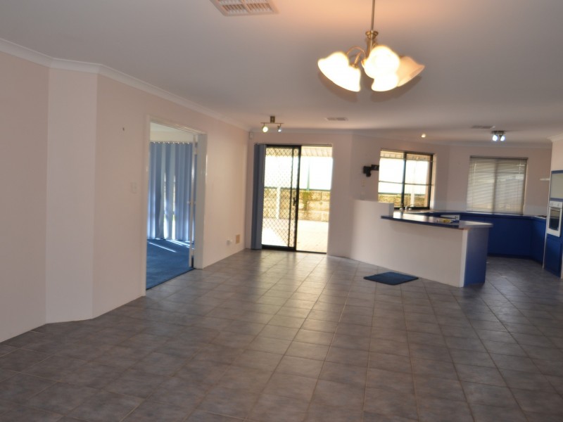 11 Triller Road, Harvey WA 6220