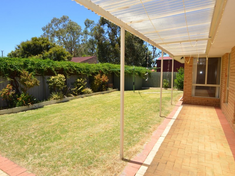 10 Minella Road, Harvey WA 6220