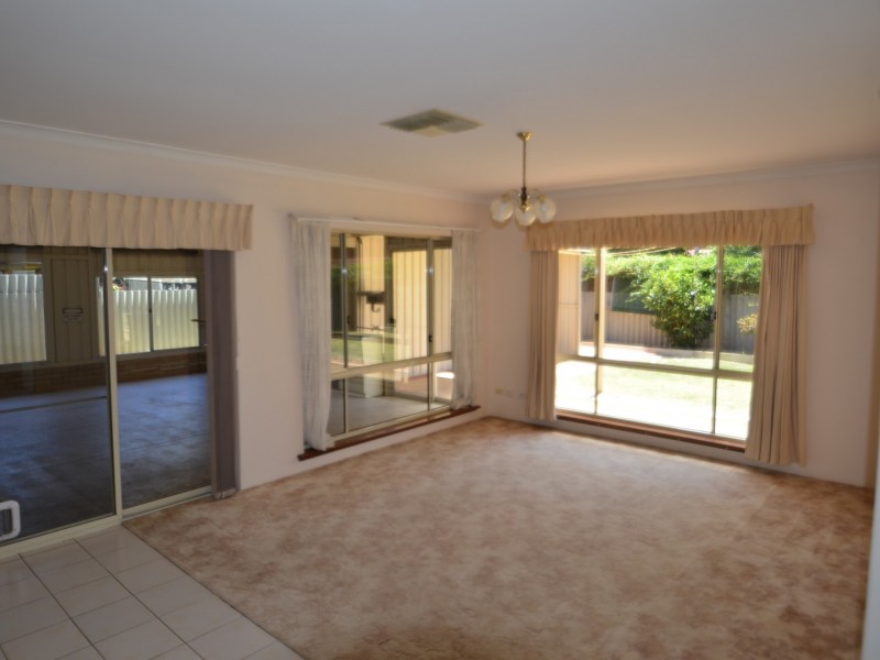 10 Minella Road, Harvey WA 6220