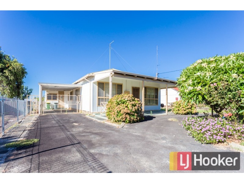 16 Roy Street, Harvey WA 6220