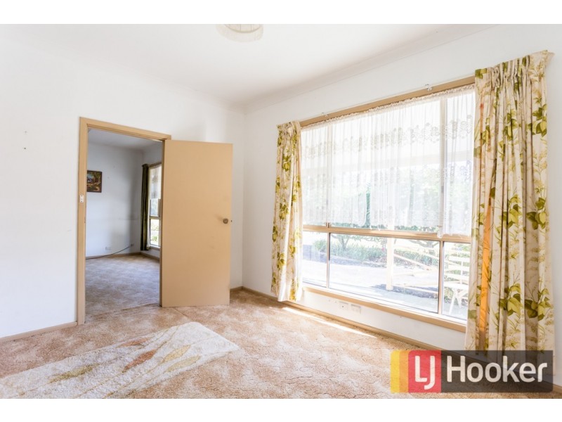 16 Roy Street, Harvey WA 6220