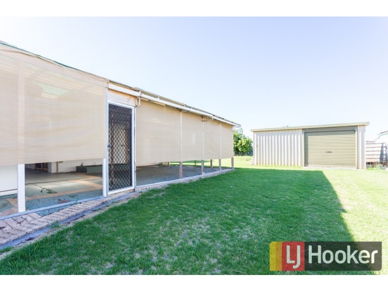 16 Roy Street, Harvey WA 6220