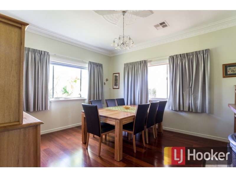 22 Centennial Avenue, Harvey WA 6220