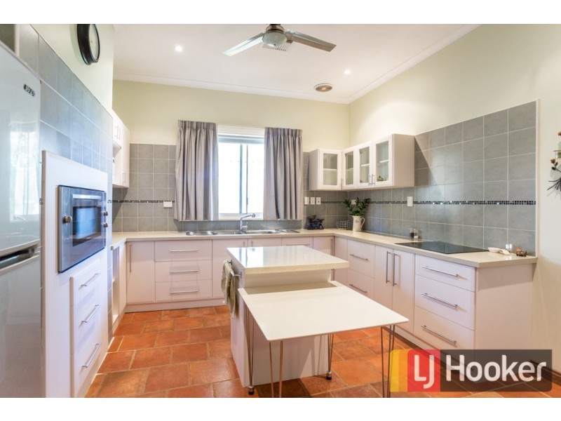 22 Centennial Avenue, Harvey WA 6220