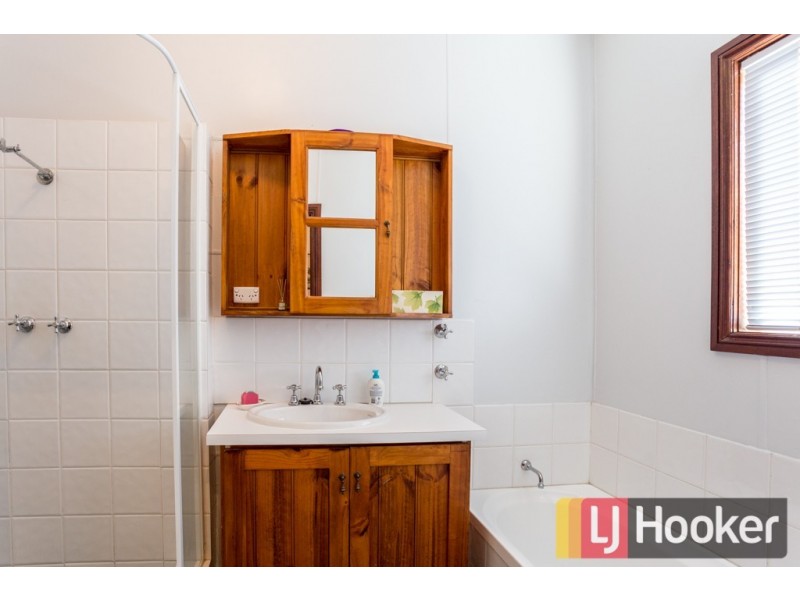 22 Centennial Avenue, Harvey WA 6220