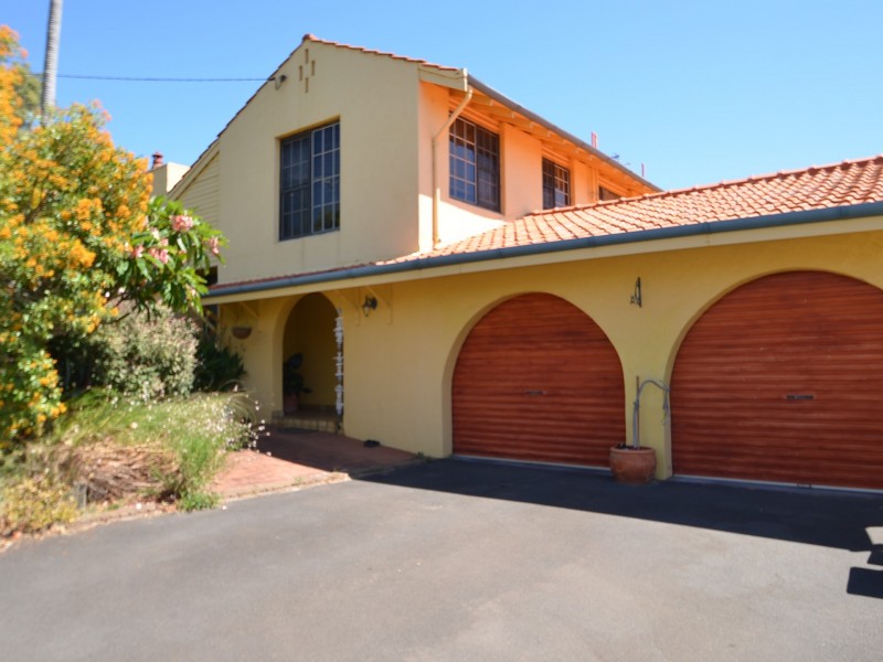 1 Hillside Road, Harvey WA 6220