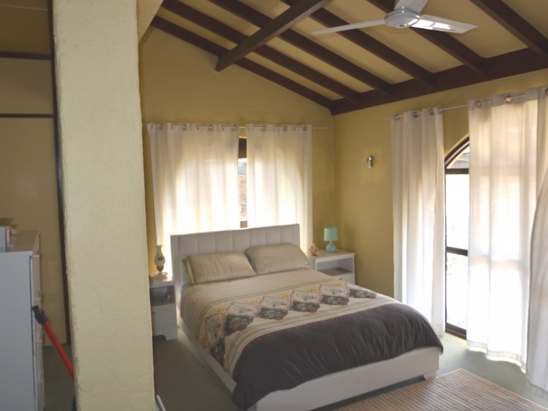 1 Hillside Road, Harvey WA 6220