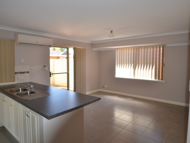 Unit 1/172 Uduc Road, Harvey WA 6220