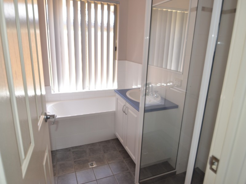 Unit 1/172 Uduc Road, Harvey WA 6220