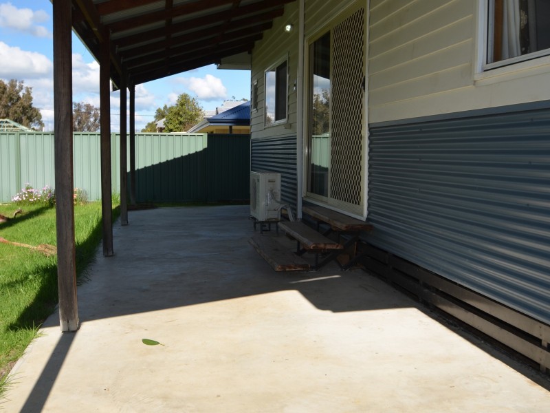 24 Harper Street, Harvey WA 6220