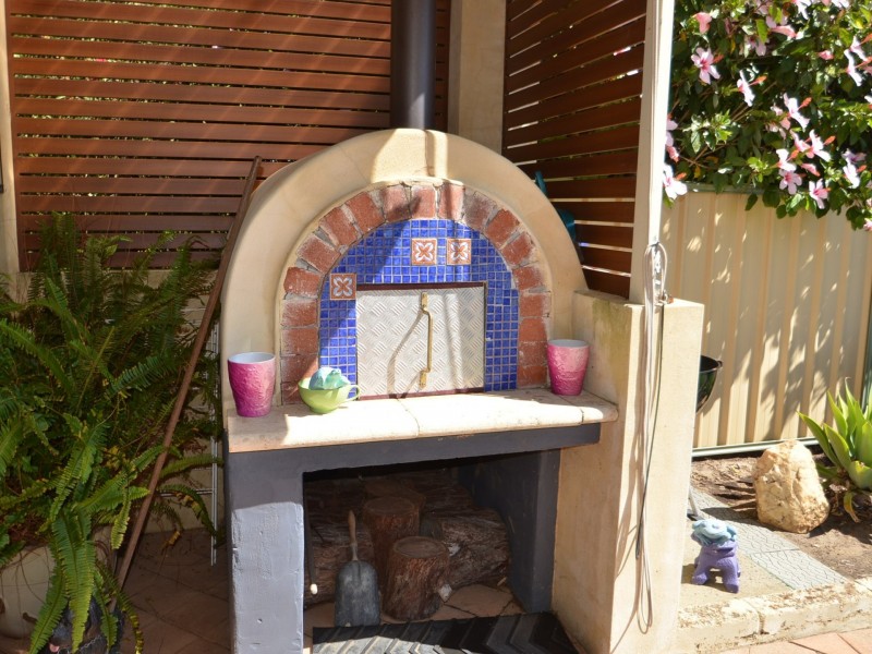 45 Third Street, Harvey WA 6220