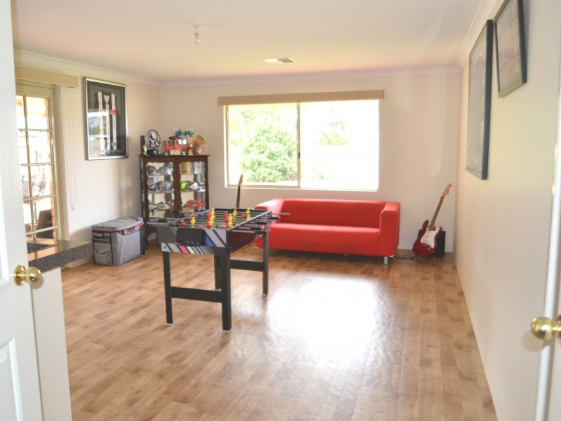 48 Third Street, Harvey WA 6220