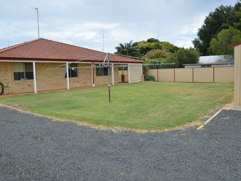 48 Third Street, Harvey WA 6220