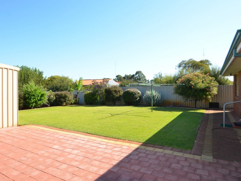 3 Baker Street, Harvey WA 6220
