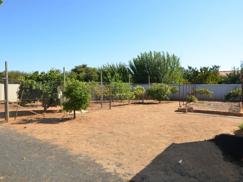 3 Baker Street, Harvey WA 6220