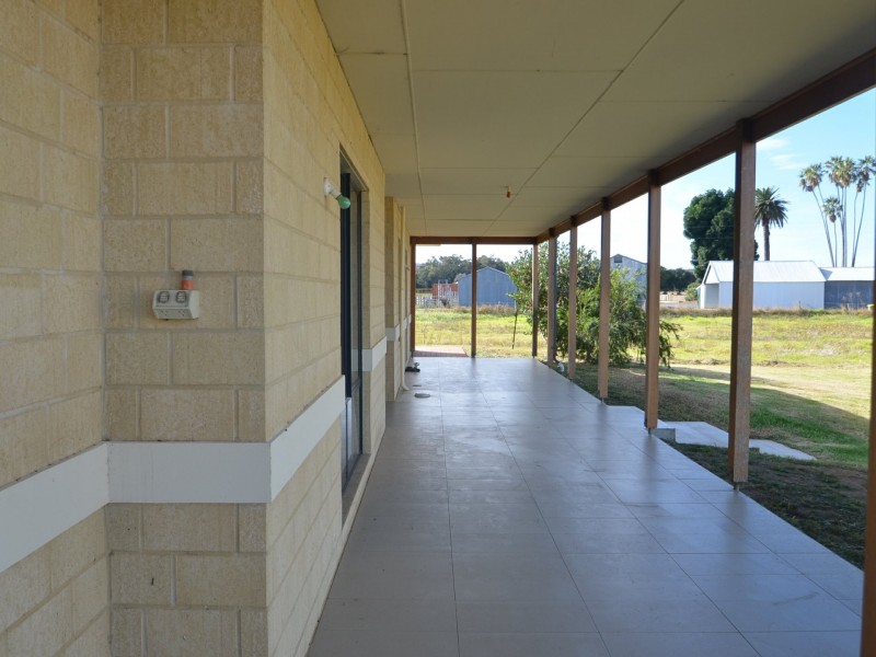 227 Fifth Street, Harvey WA 6220